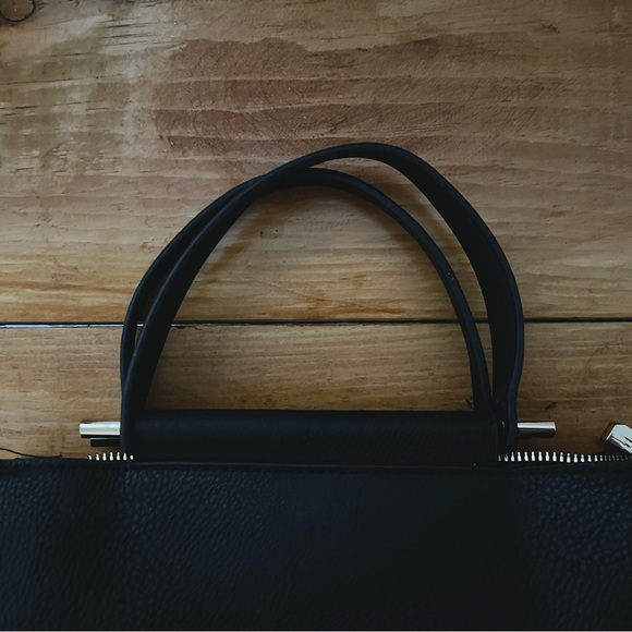 Gussaci hand bag - Picture 7 of 9